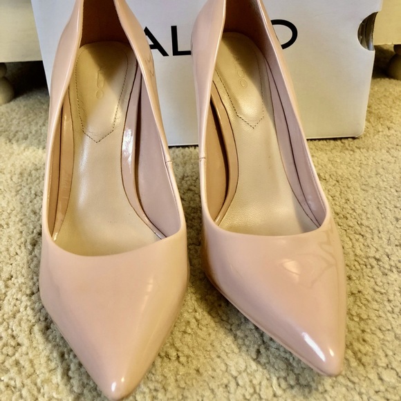 Aldo Stessy Nude Heels - Picture 2 of 6